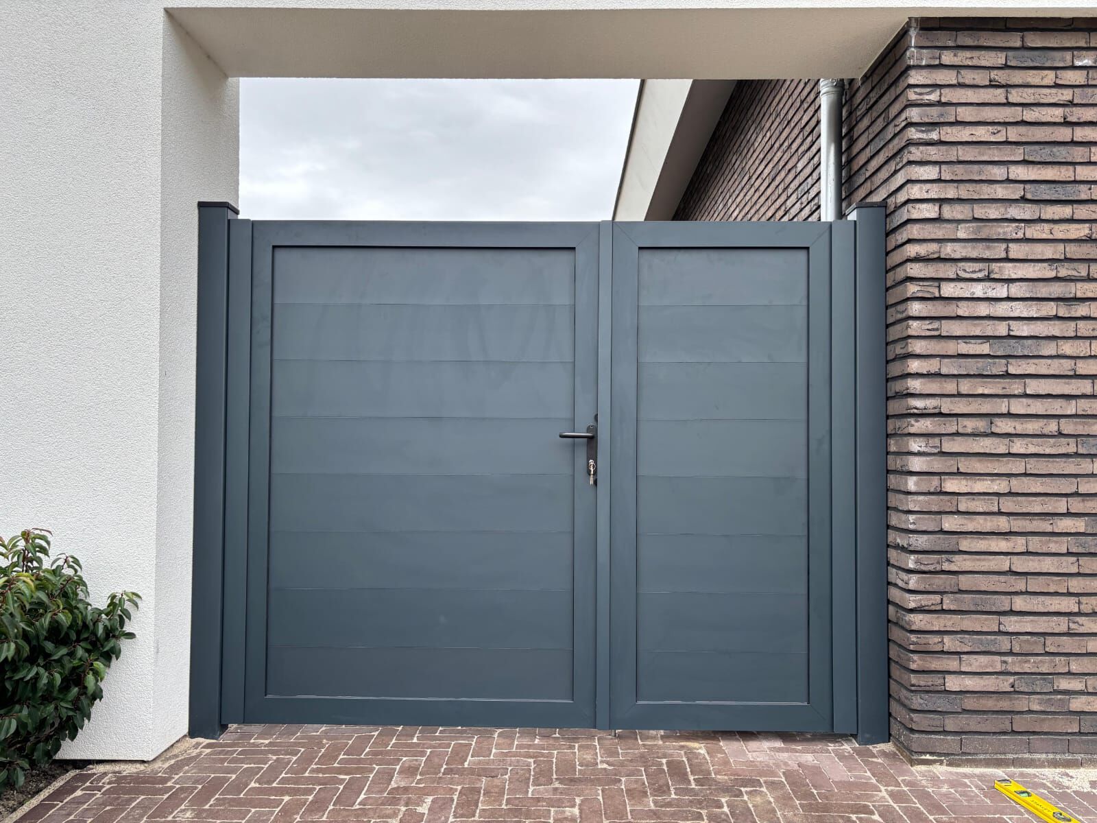Dubbele poort Universal Aluminium horizontaal
